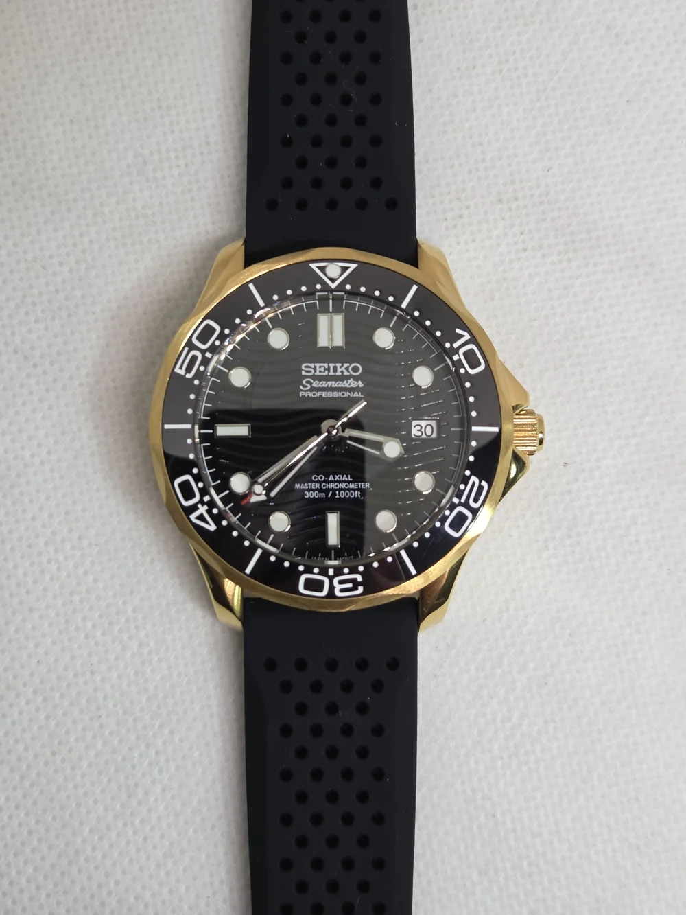 Custom 41mm Automatic Seiko Mod Watch Gold Seamaster with Black Dial NH35